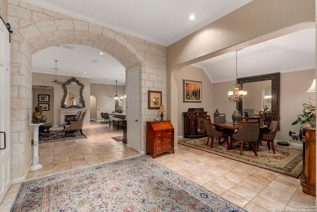 95 Grassmarket, San Antonio, TX 78259