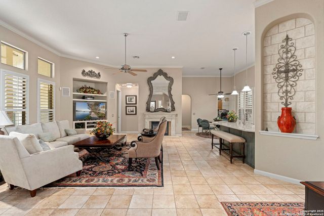 95 Grassmarket, San Antonio, TX 78259