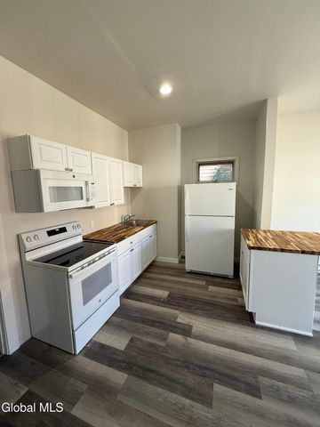 148 5th Avenue, Troy, NY 12180