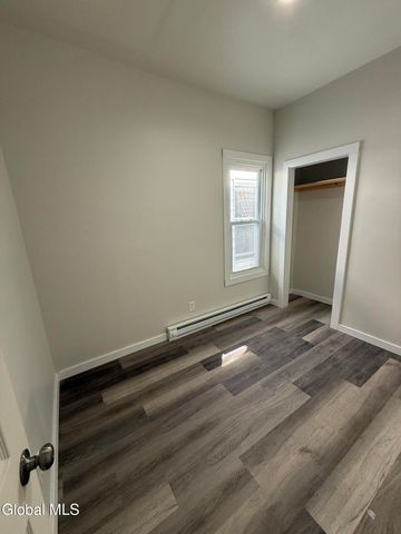 148 5th Avenue, Troy, NY 12180