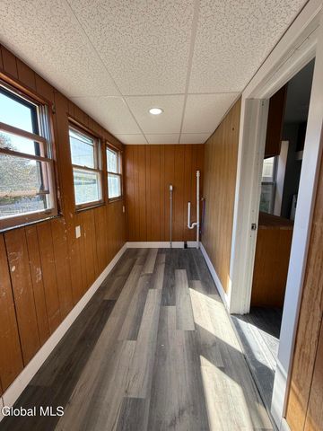 148 5th Avenue, Troy, NY 12180