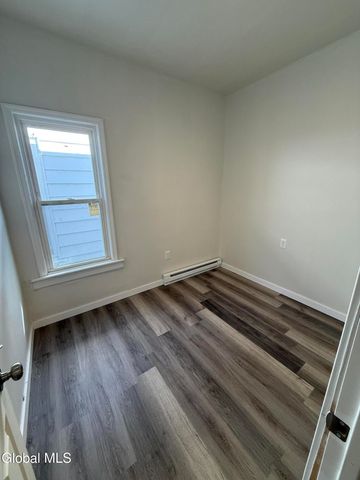 148 5th Avenue, Troy, NY 12180