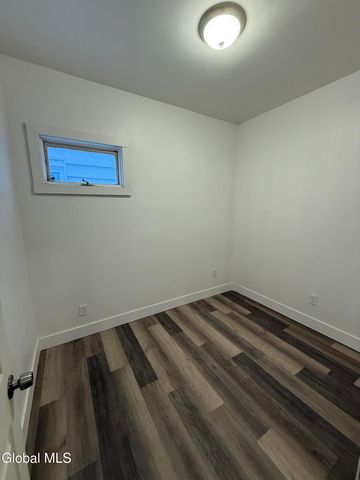 148 5th Avenue, Troy, NY 12180