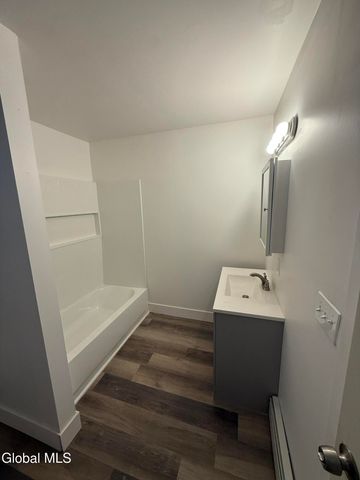 148 5th Avenue, Troy, NY 12180