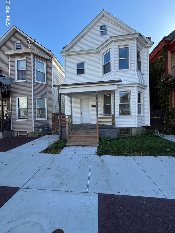 148 5th Avenue, Troy, NY 12180