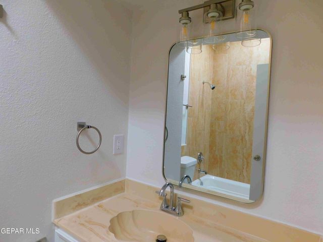 2909 Beachcomber Drive A, El Paso, TX 79936