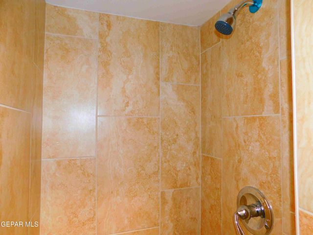 2909 Beachcomber Drive A, El Paso, TX 79936