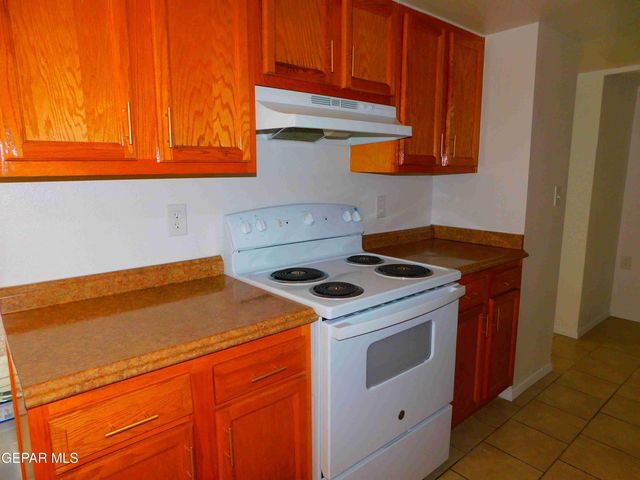 2909 Beachcomber Drive A, El Paso, TX 79936