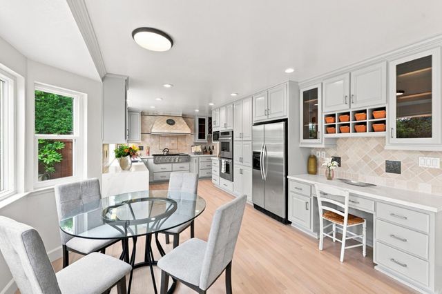 1169 Ramblewood Way, San Mateo, CA 94403