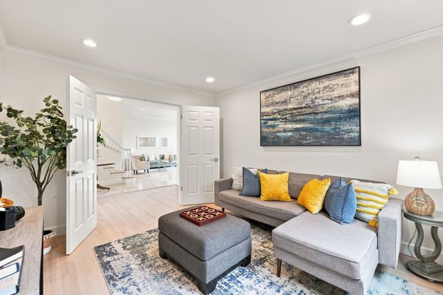 1169 Ramblewood Way, San Mateo, CA 94403