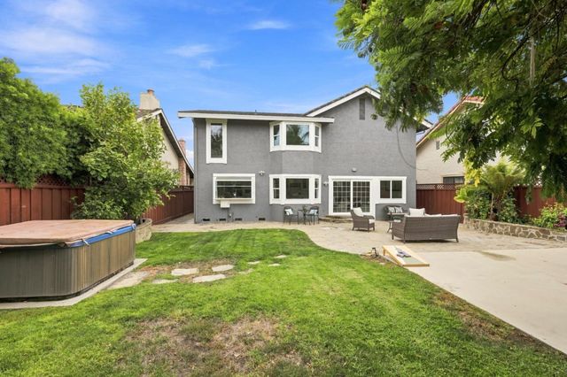 1169 Ramblewood Way, San Mateo, CA 94403