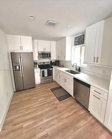 104 Poinciana Dr 104, Key Largo, FL 33037