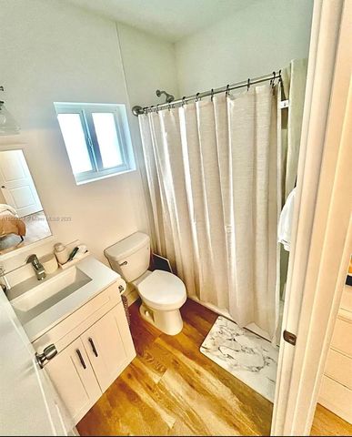 104 Poinciana Dr 104, Key Largo, FL 33037