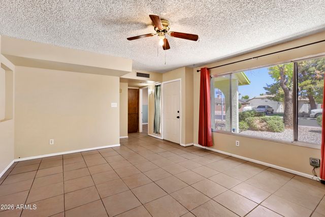 8717 W CLARENDON Avenue, Phoenix, AZ 85037