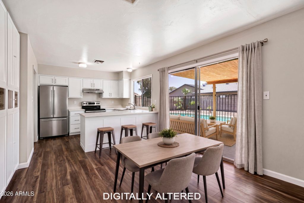 8717 W CLARENDON Avenue, Phoenix, AZ 85037 — photo 4