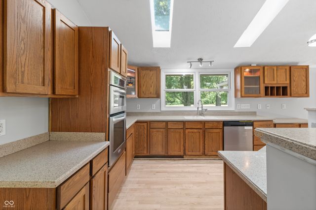 4230 W Cross Street, Anderson, IN 46011