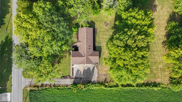 4230 W Cross Street, Anderson, IN 46011