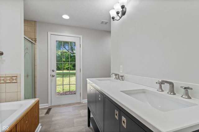 4230 W Cross Street, Anderson, IN 46011