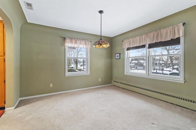 8324 Waterswolde Lane, Fort Wayne, IN 46825