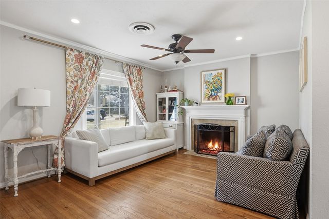 6424 Darwood Avenue, Fort Worth, TX 76116