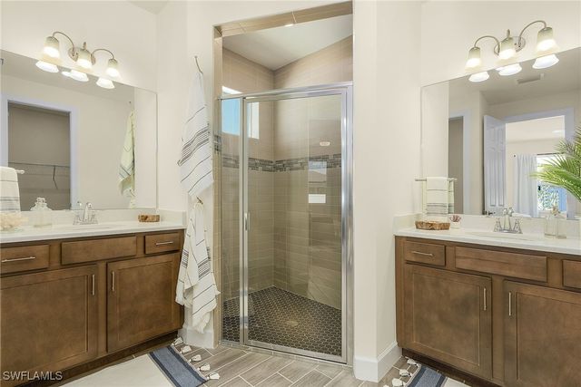 2307 SW 18th ST, Cape Coral, FL 33991