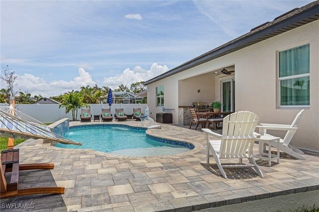 2307 SW 18th ST, Cape Coral, FL 33991