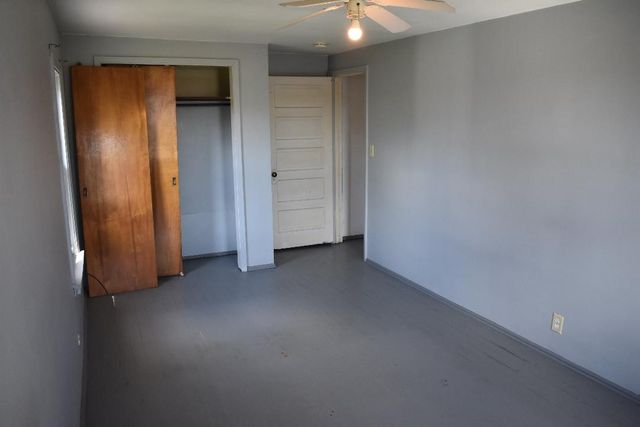 210 Maple Ln, Neville Twp, PA 15225