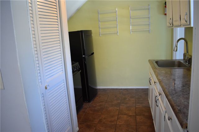 210 Maple Ln, Neville Twp, PA 15225