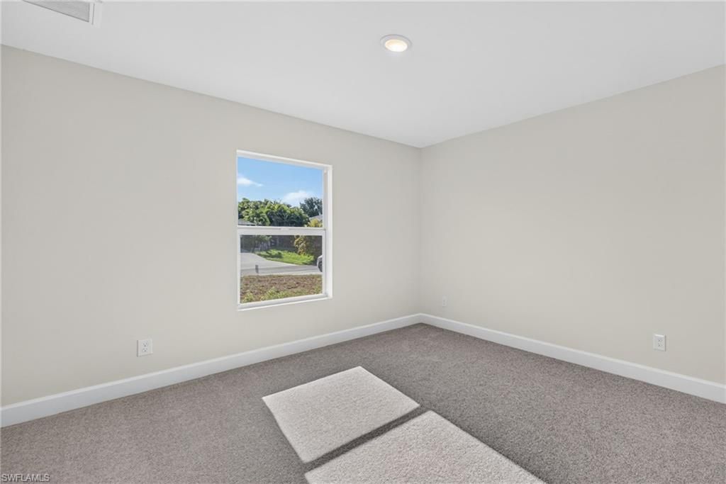 Image 21 of property listing at 424 NW 17th PL, Cape Coral, FL 33993
