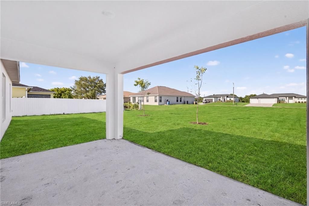 Image 30 of property listing at 424 NW 17th PL, Cape Coral, FL 33993