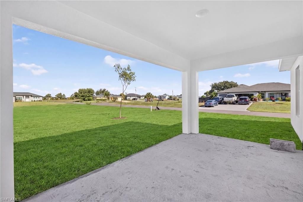 Image 31 of property listing at 424 NW 17th PL, Cape Coral, FL 33993