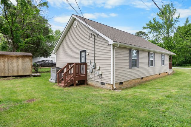914 Woodland St, Clarksville, TN 37040