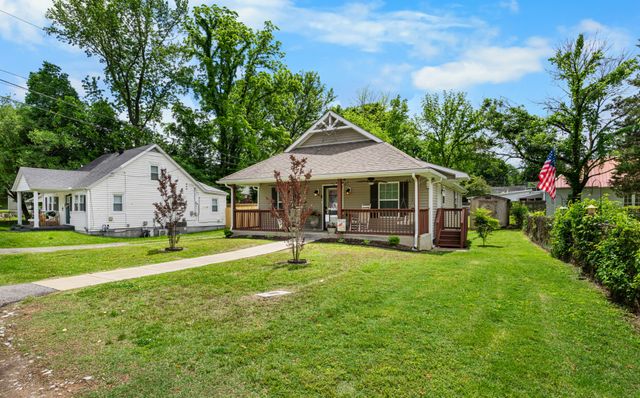 914 Woodland St, Clarksville, TN 37040