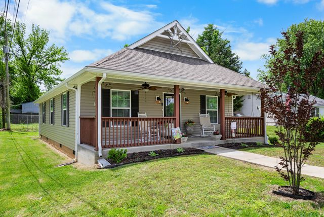 914 Woodland St, Clarksville, TN 37040