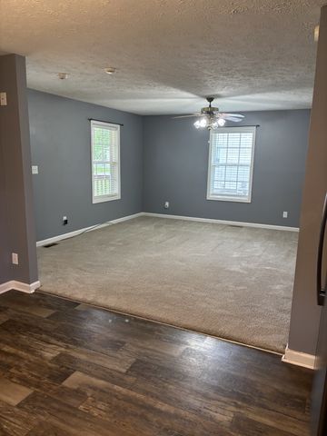 914 Woodland St, Clarksville, TN 37040