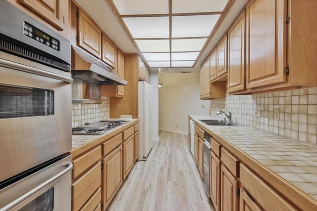 555 Laurel Avenue 415, San Mateo, CA 94401