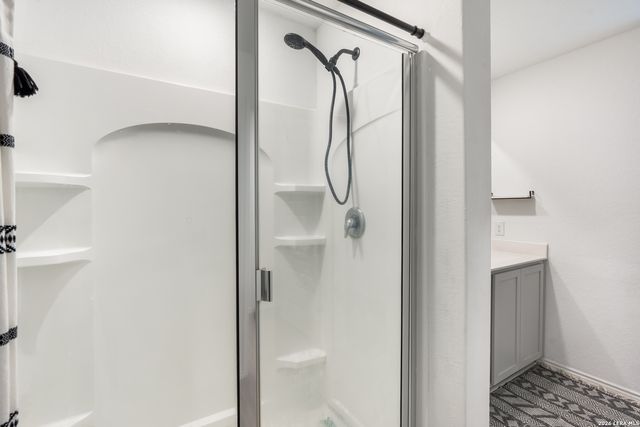 4103 Winchester, Converse, TX 78109