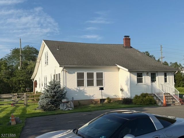 132 Hillsborough Rd, Hillsborough Twp., NJ 08844