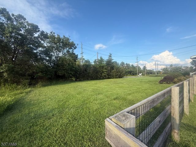 132 Hillsborough Rd, Hillsborough Twp., NJ 08844