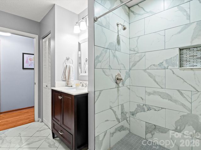 504 Woodfield Drive, Asheville, NC 28803