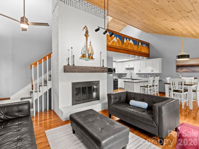 504 Woodfield Drive, Asheville, NC 28803
