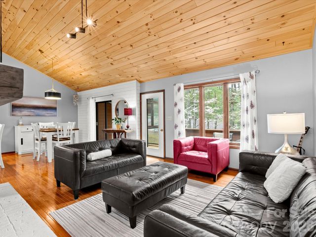 504 Woodfield Drive, Asheville, NC 28803