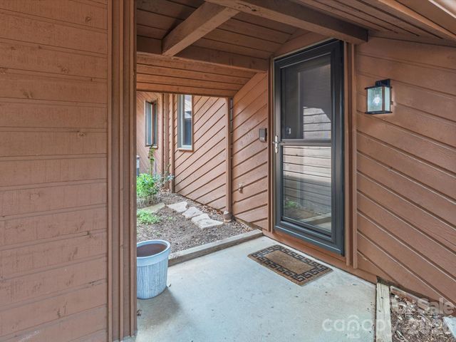 504 Woodfield Drive, Asheville, NC 28803