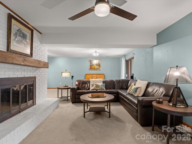 504 Woodfield Drive, Asheville, NC 28803