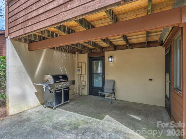 504 Woodfield Drive, Asheville, NC 28803
