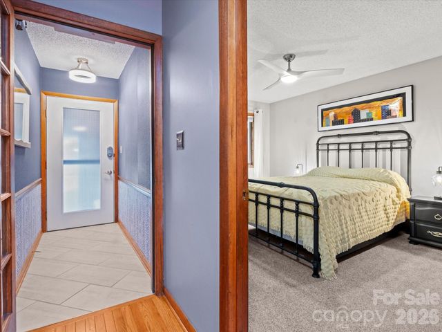 504 Woodfield Drive, Asheville, NC 28803
