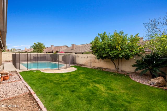 4611 E FERNWOOD Court, Cave Creek, AZ 85331