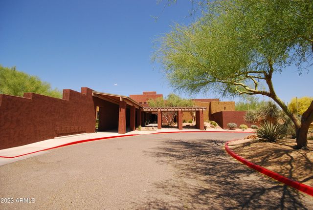 4611 E FERNWOOD Court, Cave Creek, AZ 85331