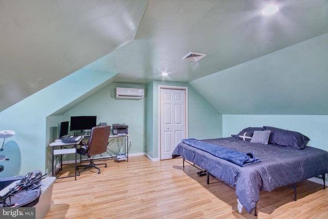 343 DARK HOLLOW RD, Shermans Dale, PA 17090