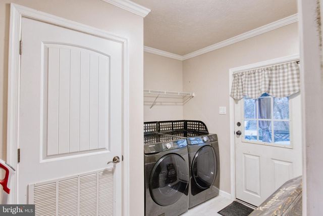 343 DARK HOLLOW RD, Shermans Dale, PA 17090